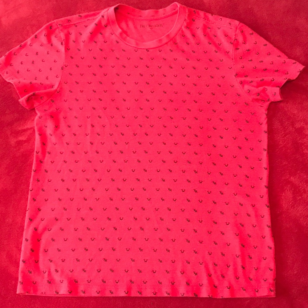 Red True Shirt